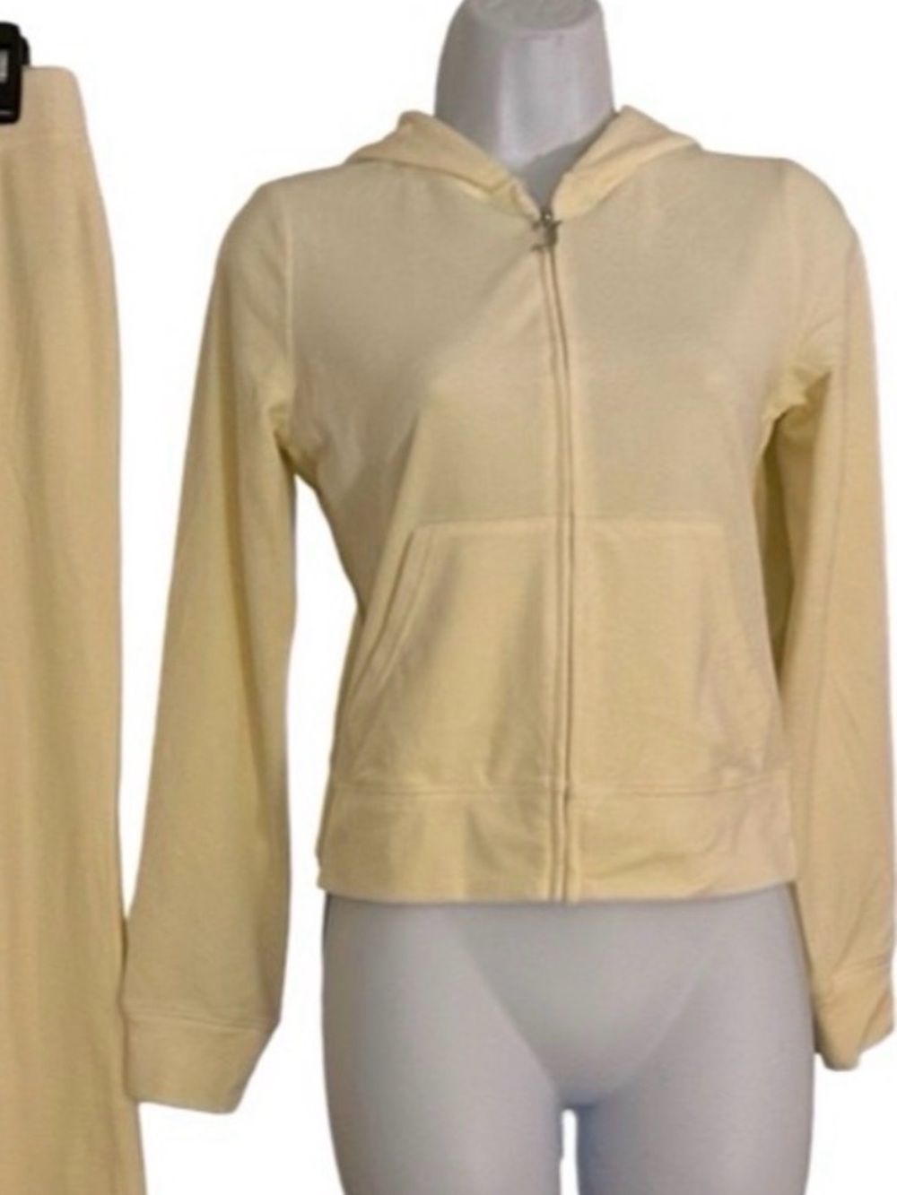 JUICY COUTURE SOFT YELLOW
OG BLING RHINESTONE VELOUR TRACKSUIT HOODIE XS NWT - Picture 6 of 6